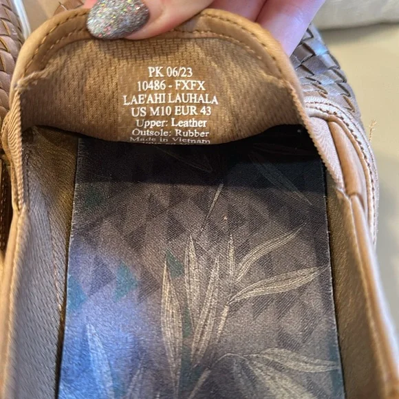 OluKai Lae‘ahi Lauhala - Men’s Woven Leather Shoes - Picture 9 of 10